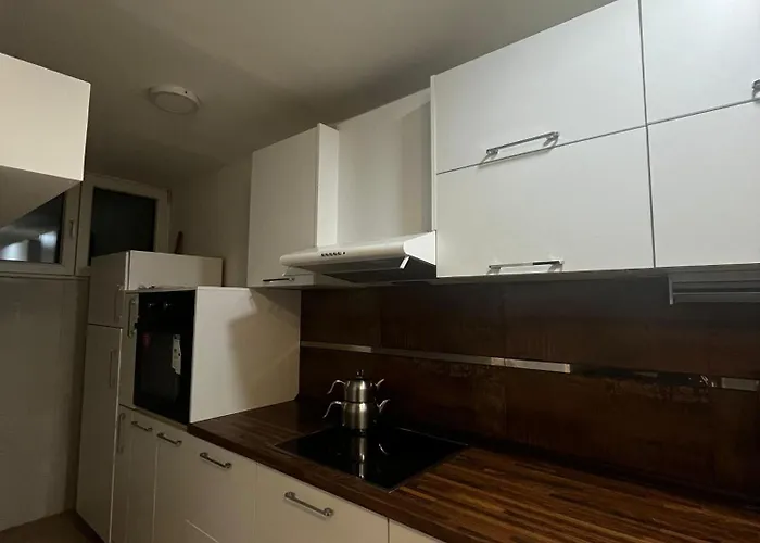 Center Lueks Apartment